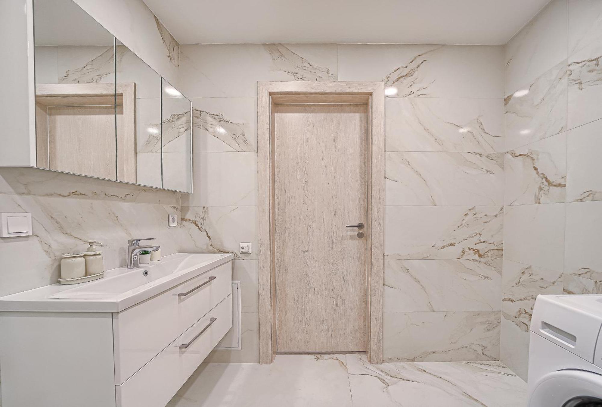 Business-Class Apartments 2 X Free Parking X Self Check In 24X7 Аеропорт Вільнюс Екстер'єр фото