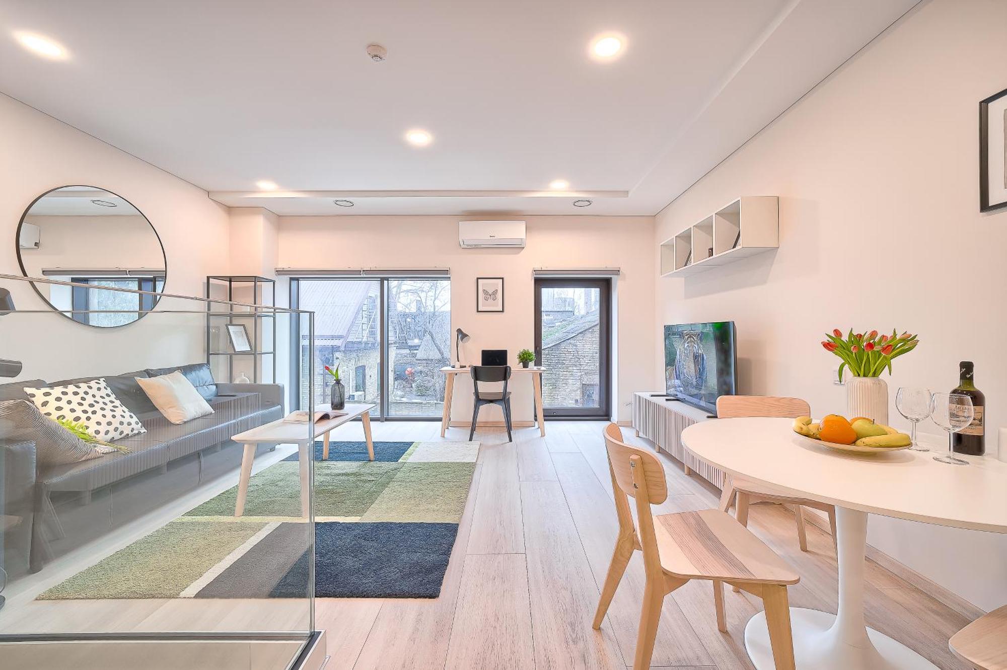 Business-Class Apartments 2 X Free Parking X Self Check In 24X7 Аеропорт Вільнюс Екстер'єр фото